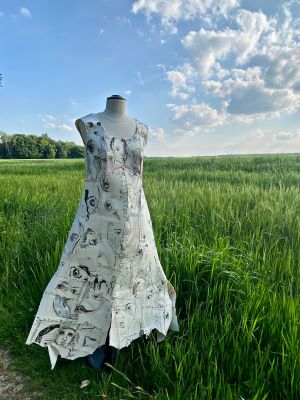 Kleid Ausstellung BLiCK